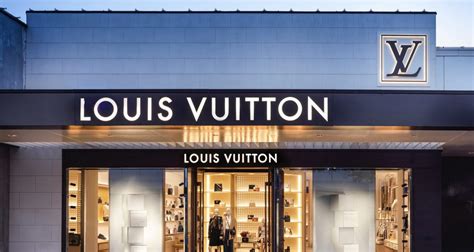 Louis Vuitton store Chicago